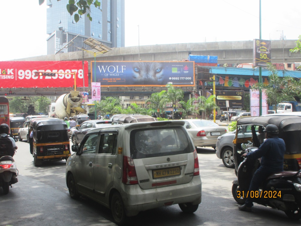 Teen Hath Naka Signal Fcg Hari Niwas to Etrenity Mall,Mulund 4th hoarding